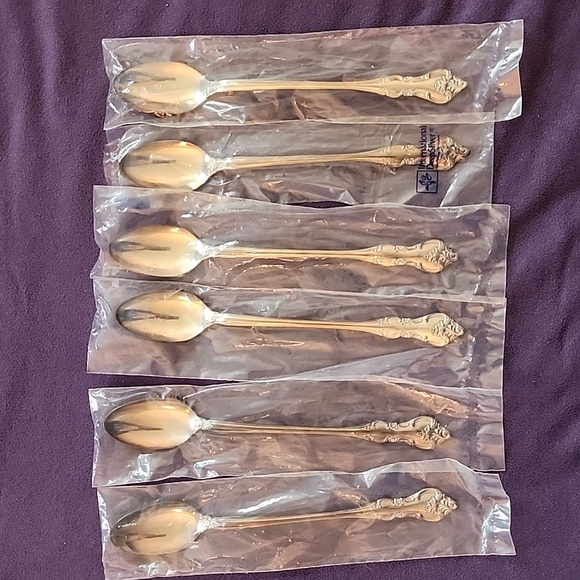 6 International DeepSilver Iced Tea Spoons - Orleans Pattern.  1964 - Picture 1 of 2